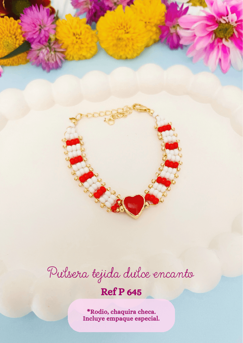 Pulsera tejida dulce encanto